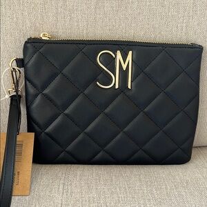 Steve Madden quilted wristlet Clutch